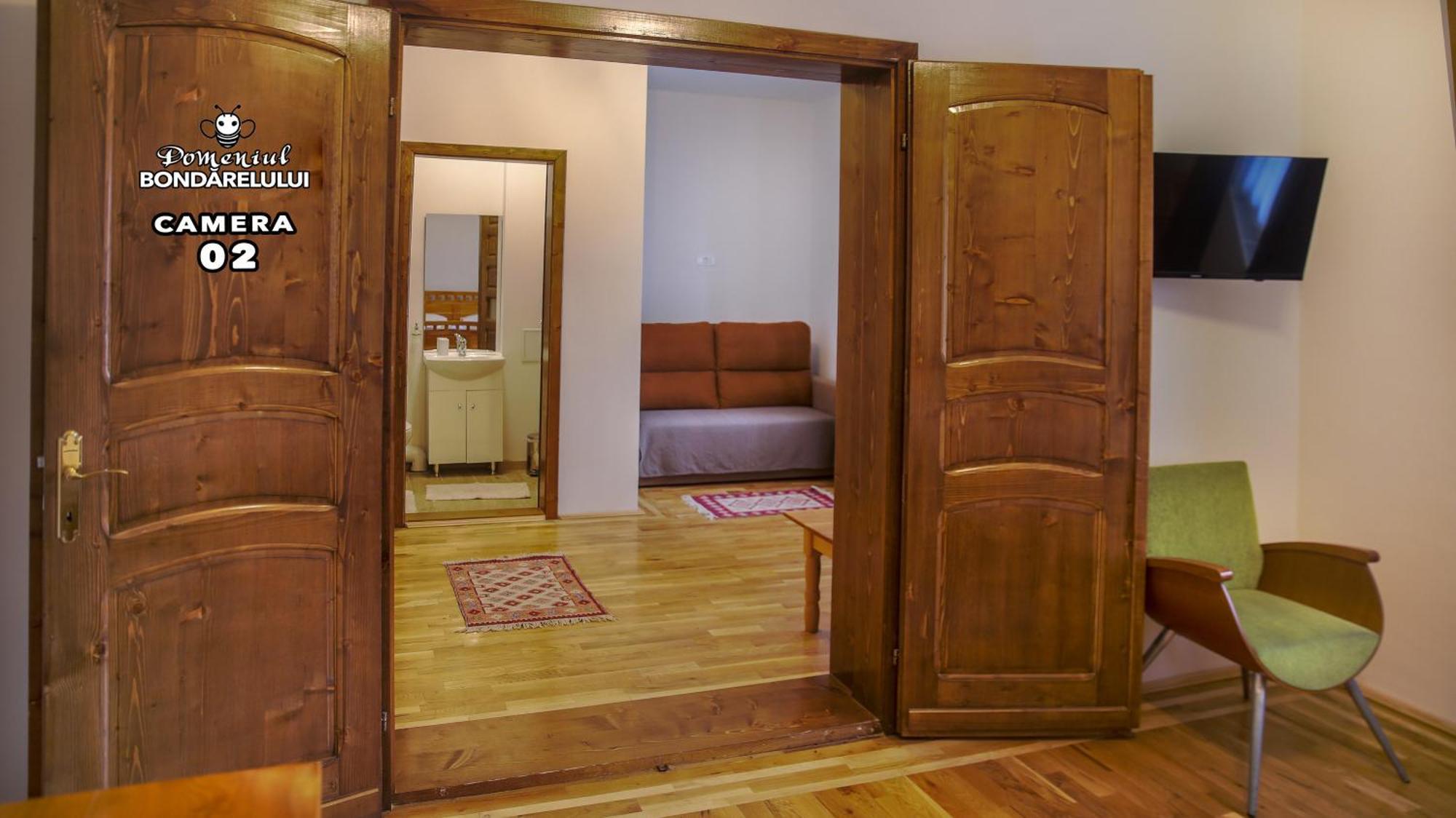 Domeniul Bondarelului Hotel Ocolisu Mic Luaran gambar
