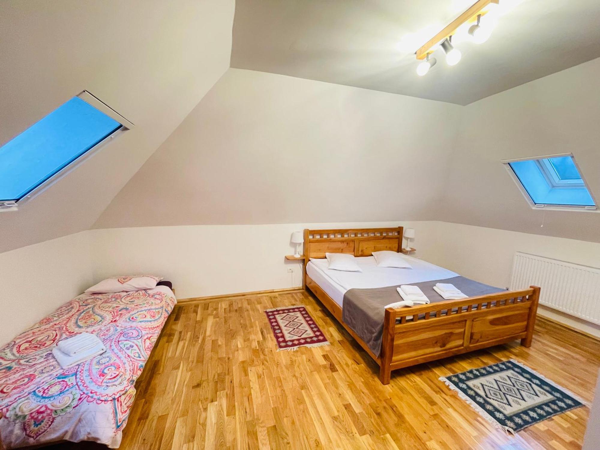 Domeniul Bondarelului Hotel Ocolisu Mic Luaran gambar